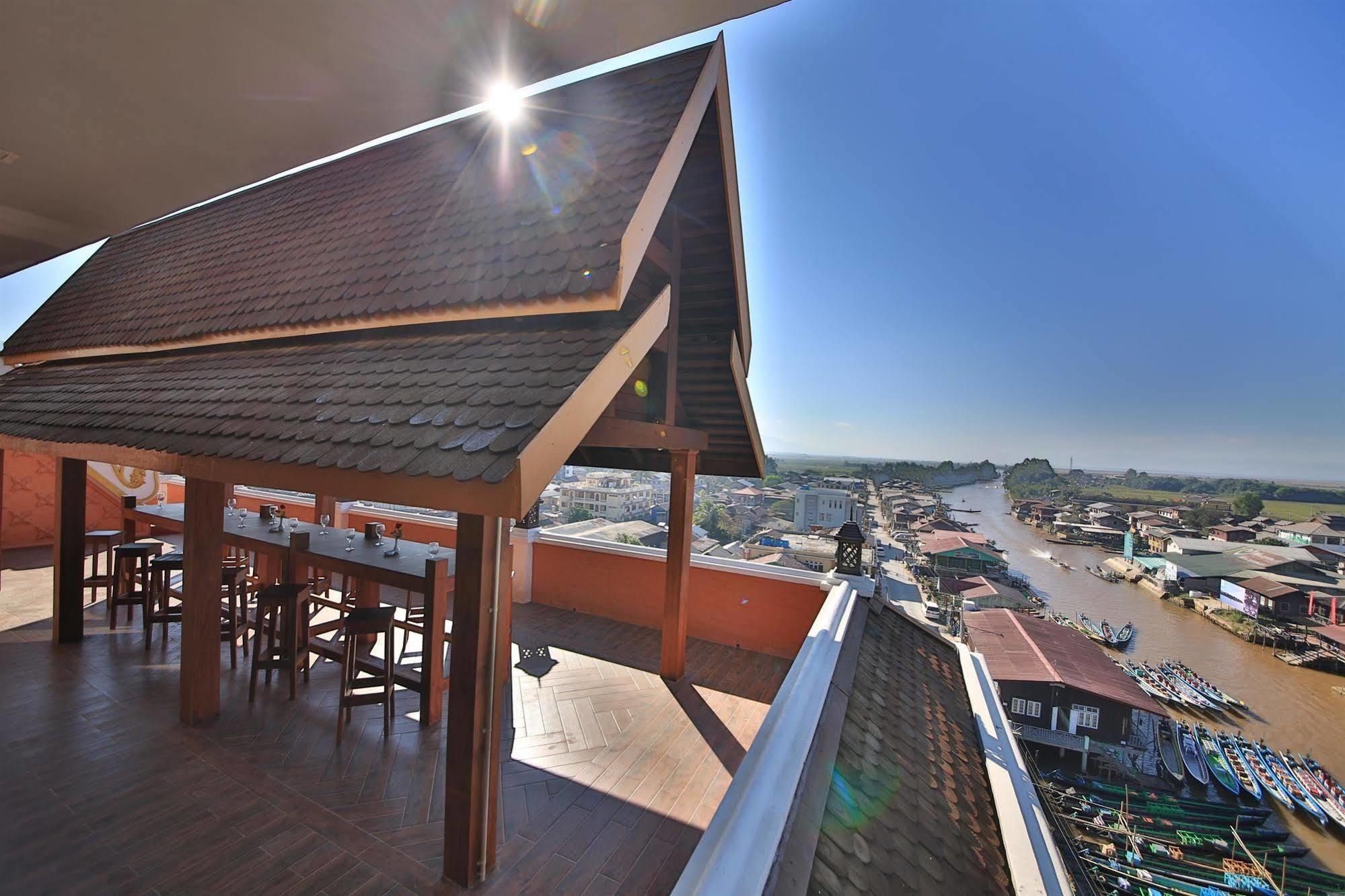 Thousand Island Hotel Inle Lake Екстер'єр фото